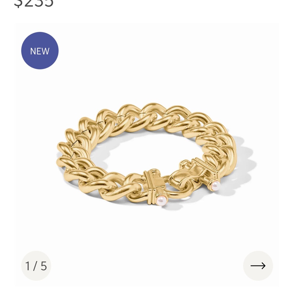 Elegant Gold Chain Bracelet